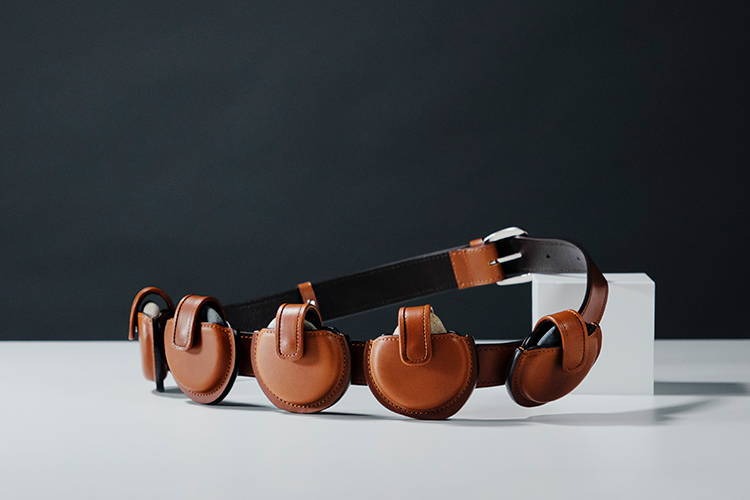 Enjoy the fun of carrying Vol. 04 - Skipping Stone Belt –Timeless