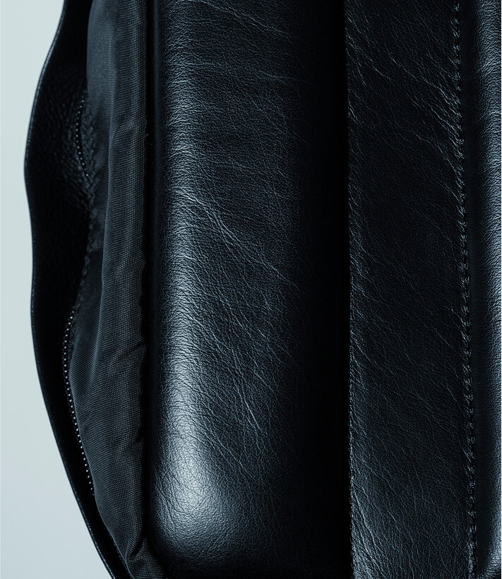 Crossbody Bag Detail