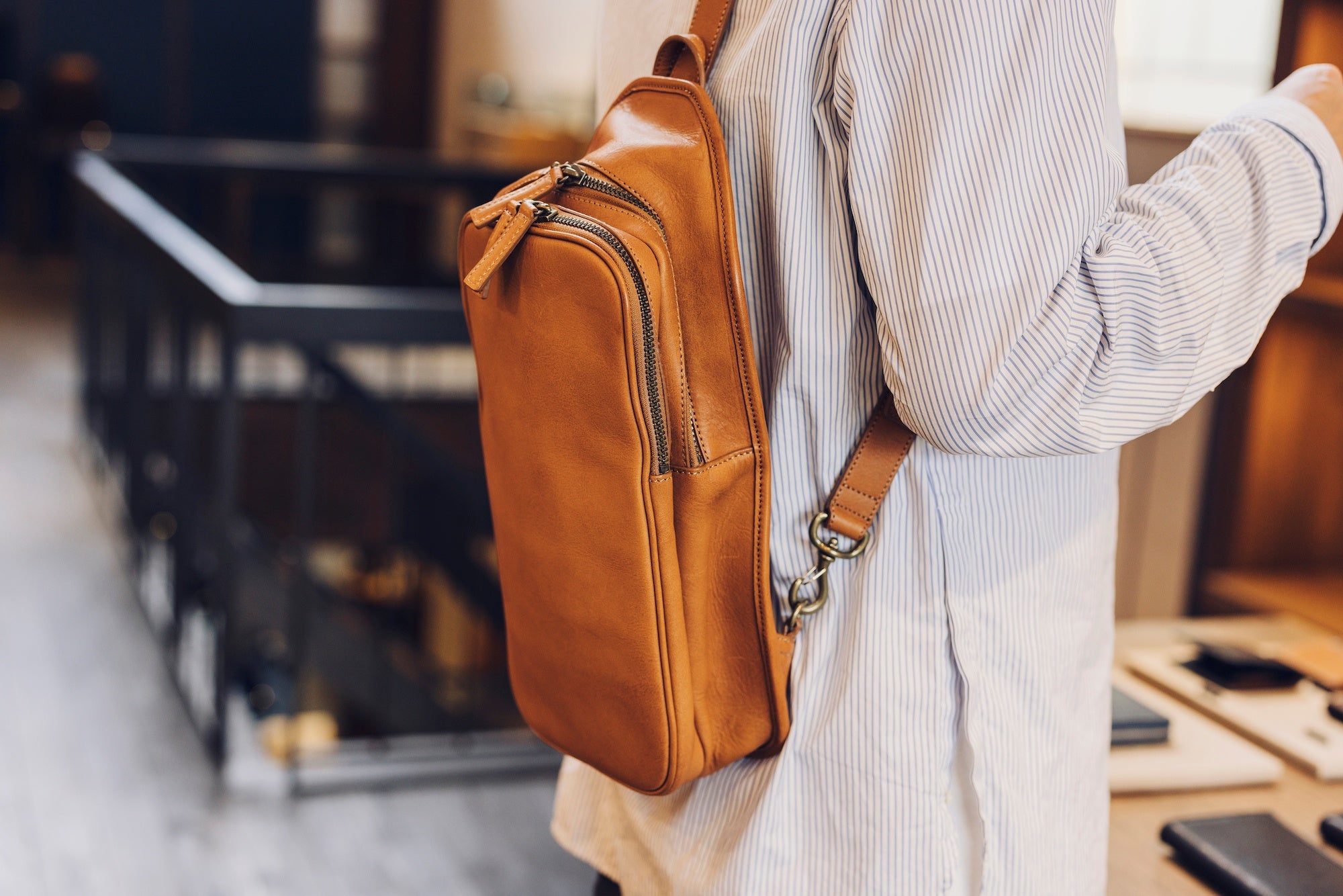 Roadster — Vintage Leather, Modern Edge –Timeless Leather Designs