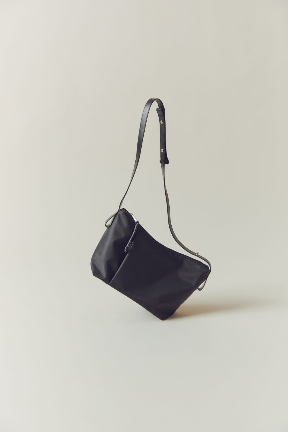 Lohoop Nylon 2Way Shoulder | Nylon Shoulder Bag | Tsuchiya Kaban
