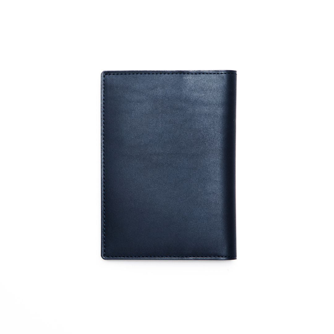 Steerhide (Nume Leather) Nume plus Passport Holder【Global Stores Exclusive】 in Navy Made in Japan