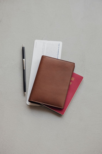 Steerhide (Nume Leather) Nume plus Passport Holder【Global Stores Exclusive】 in Chestnut Made in Japan