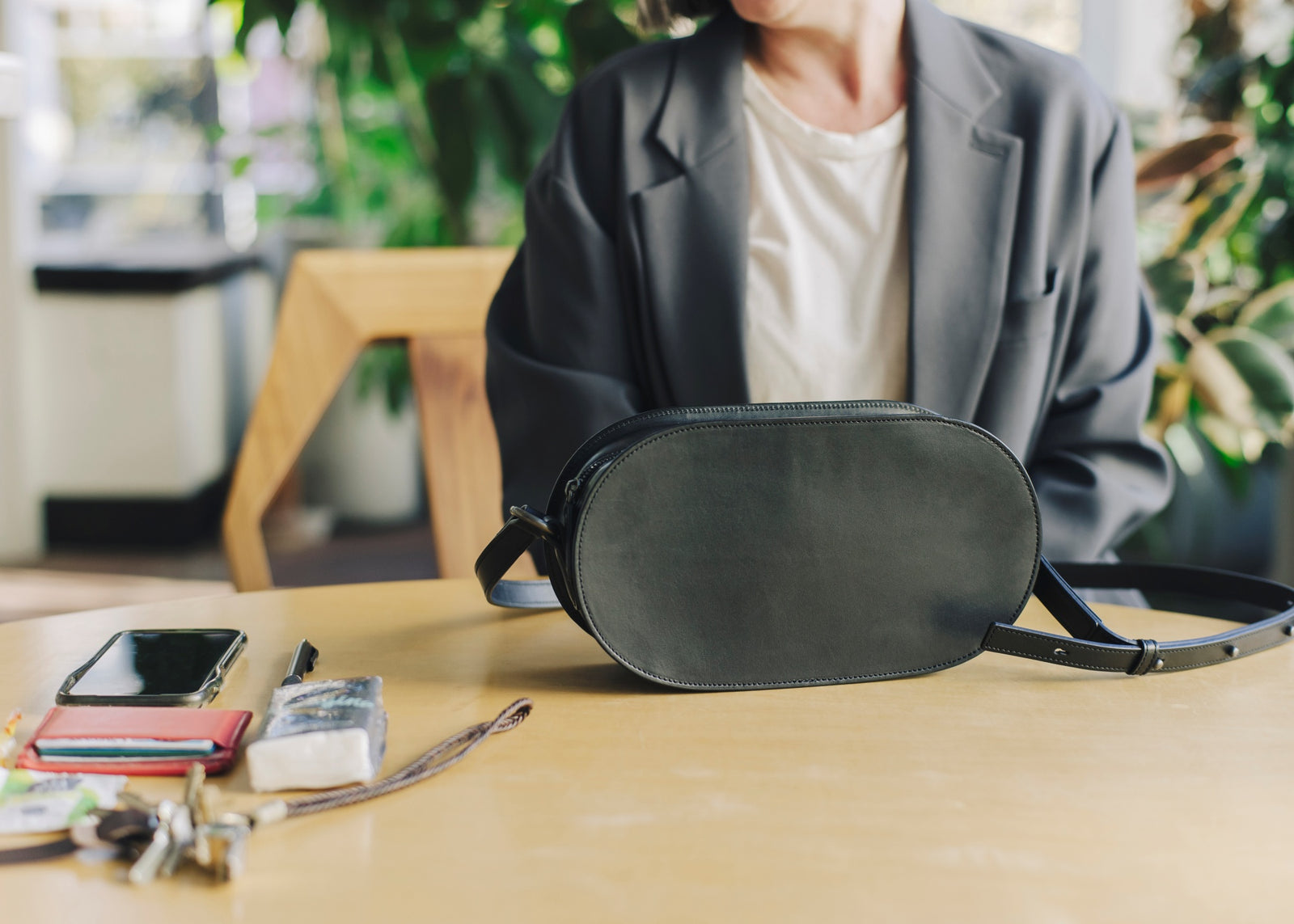 新品　YARIE TSurface 74パック What's in Your Bag? Heather Sielaff –Timeless Leather Designs