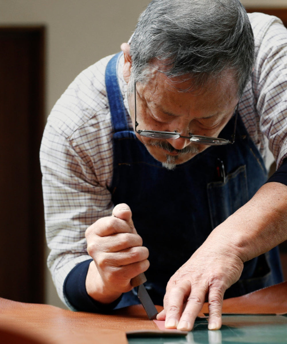Meet Our Craftspeople: Vol. 6
Keizo Abe / Craftsperson at Tsuchiya Kaban