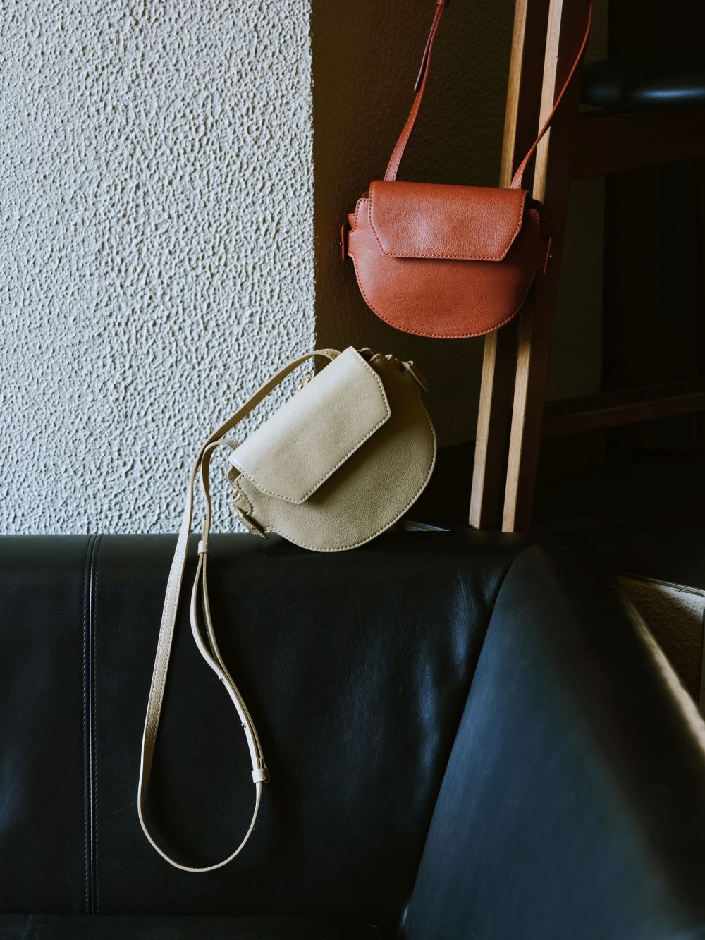 Editor Mini Round Crossbody