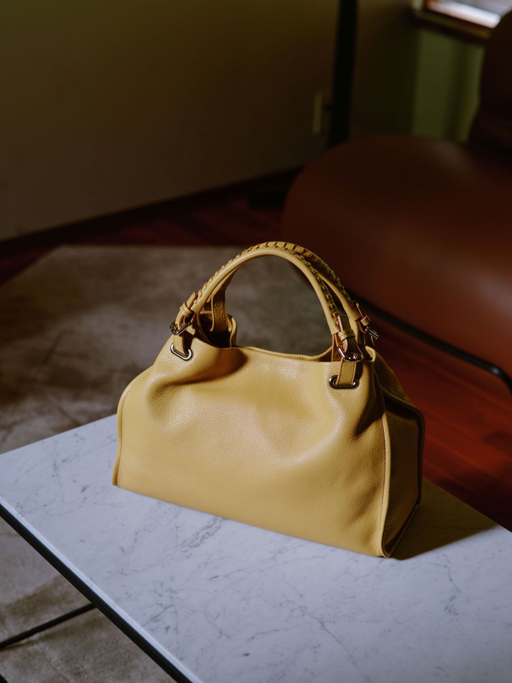 Clarte Arc Carry Tote