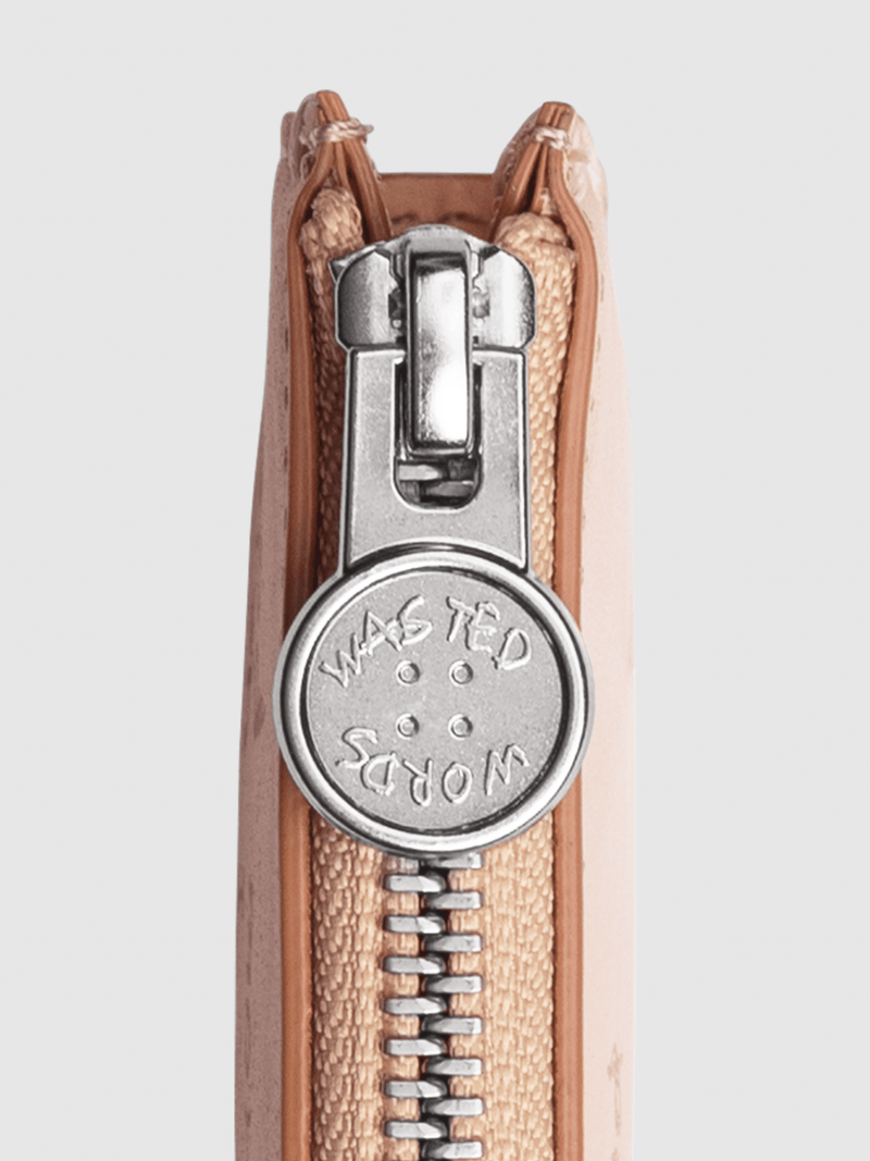 Steerhide (Nume Leather) 【SHINYAKOZUKA】WALLET WITH TSUCHIYA KABAN (ISSUE#7) in DAWN BLACK Made in Japan