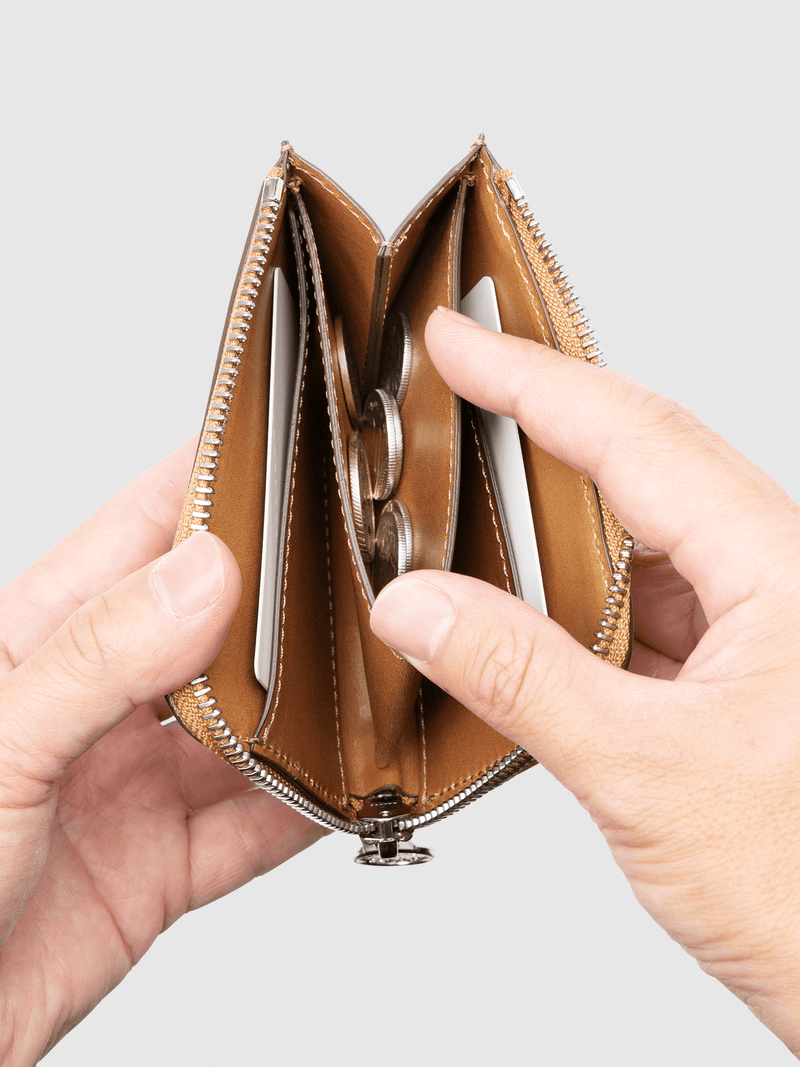 Steerhide (Nume Leather) 【SHINYAKOZUKA】WALLET WITH TSUCHIYA KABAN (ISSUE#7) in DAYBREAK NAVY Made in Japan