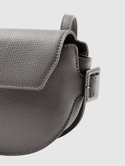 Steerhide (Medium Grain Leather) Editor Mini Round Crossbody in Red Clay Made in Japan