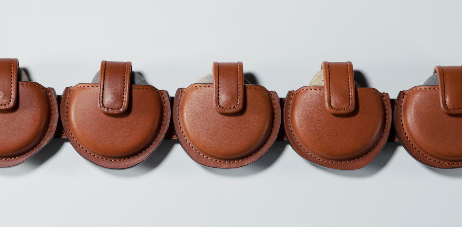 Enjoy the fun of carrying Vol. 04 - Skipping Stone Belt –Timeless