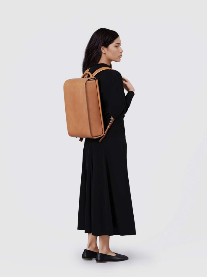 カンスタル バッグボア10 OTONA RANDSEL Magnet | Leather Backpack | Tsuchiya Kaban –Timeless