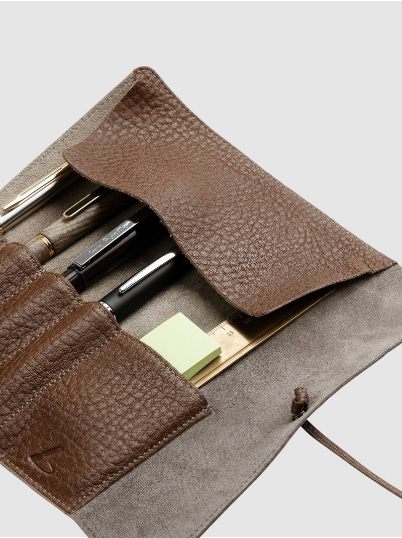 Steerhide (Soft Nume Leather) Tone Nume Roll Pencil Case in Stone Made in Japan