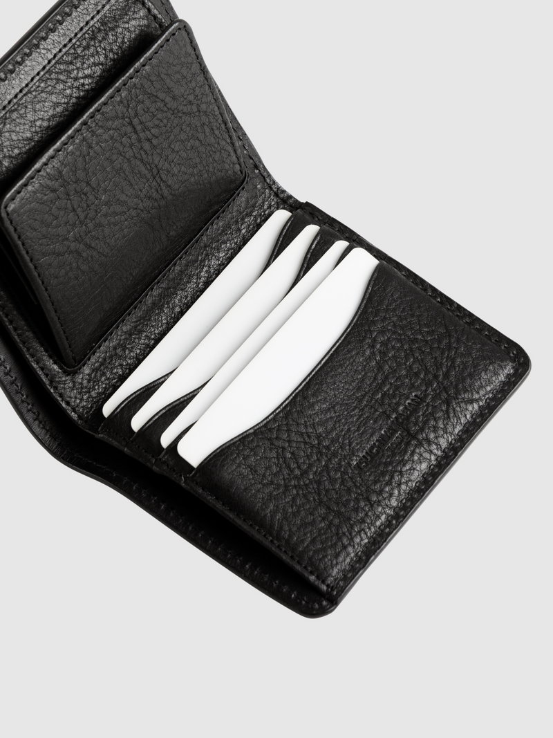 Urbano Compact Bifold Wallet | Premium Leather Wallet | Tsuchiya