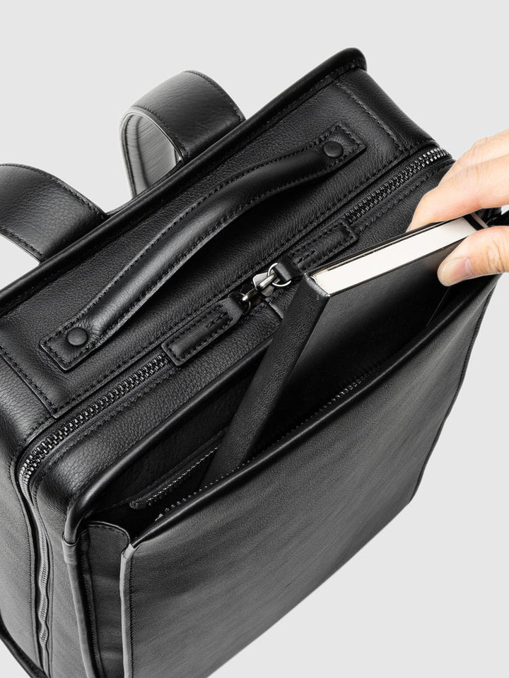 Vainno Square Backpack Waterproof | Leather Backpacks | Tsuchiya