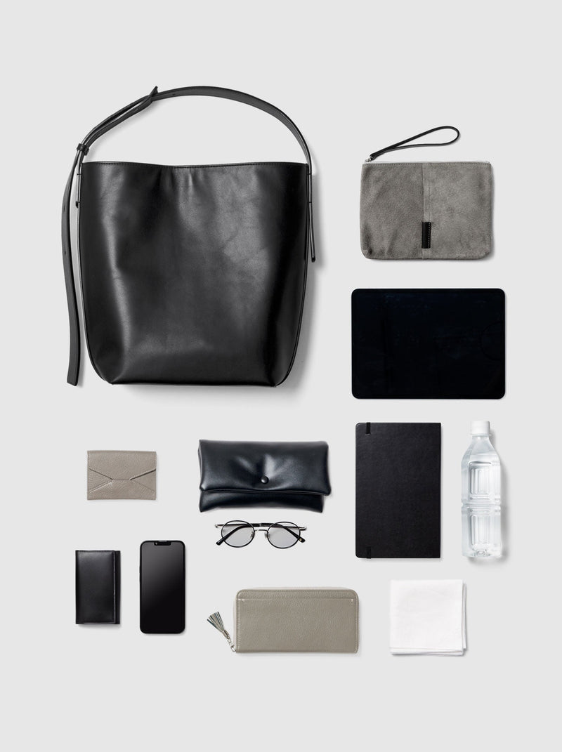 Steerhide (High-Gloss Leather) Atlow Medium Bucket Tote in Mocha Made in Japan