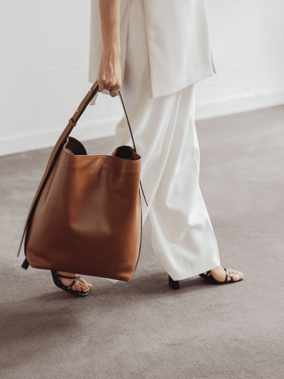 Steerhide  Atlow Bucket Tote in Medium Brown Made in Japan