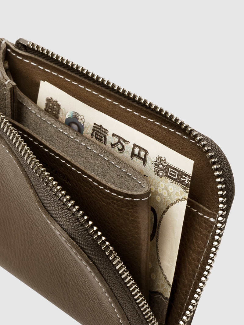 Cowhide (Vachetta Milled Leather) Urbano L Zip Wallet in Coffee Made in Japan