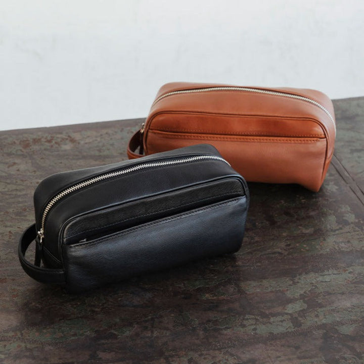 TSUCHIYAKABAN 土屋鞄トラベル ハンディポーチブラック 外箱 Travel Handy Pouch | Leather Pouch | Tsuchiya Kaban –Timeless