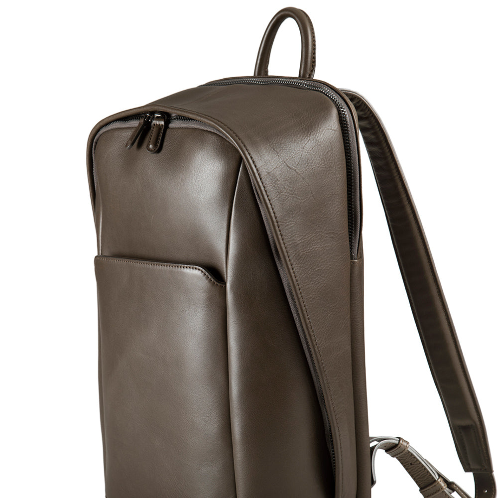 Vainno Round Backpack | Leather Backpack | Tsuchiya Kaban –Timeless ...